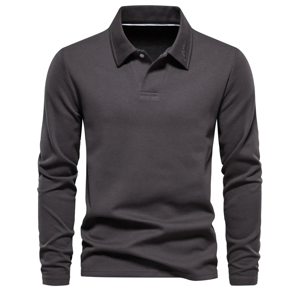 Men's sweater made from soft knit fabric, featuring a modern classic design in an elegant neutral color, ideal for versatile styling in any wardrobe. 7