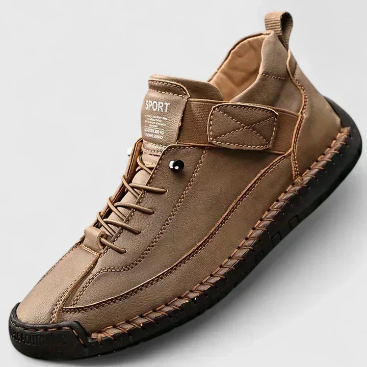 Orthopedic sneakers designed for comfort and support, featuring arch support and a shock-absorbing EVA sole for enhanced cushioning and stability. 9