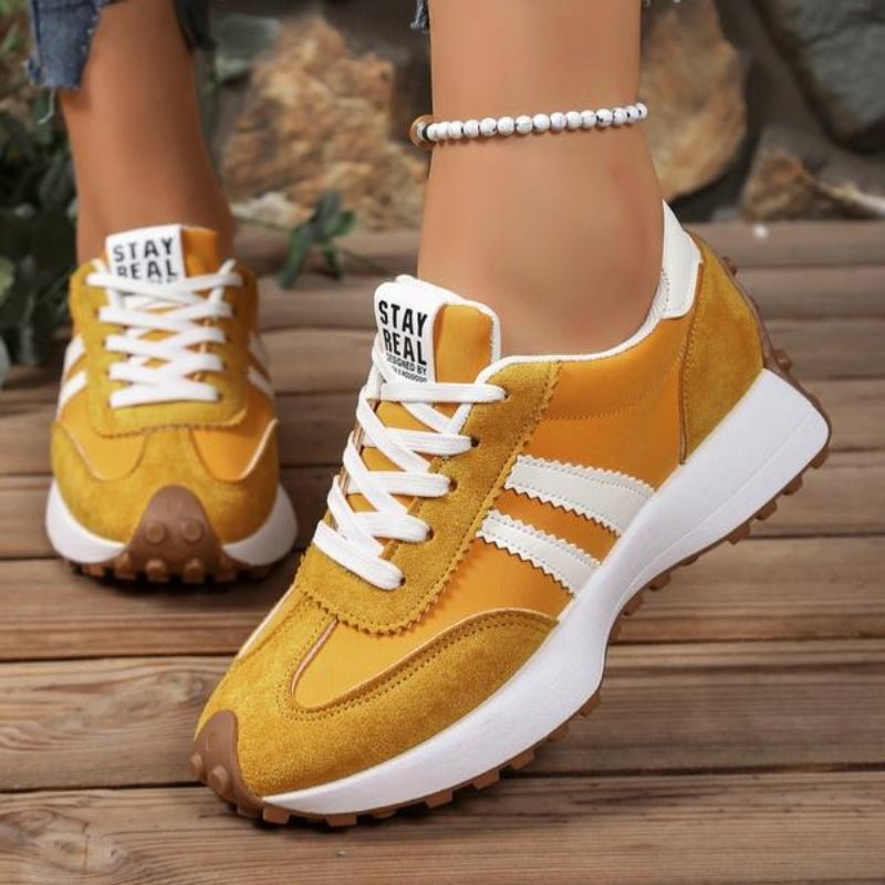Women's platform sneakers with arch support in white, featuring a retro lace-up design and chunky sole, perfect for casual wear and all-day comfort. 9