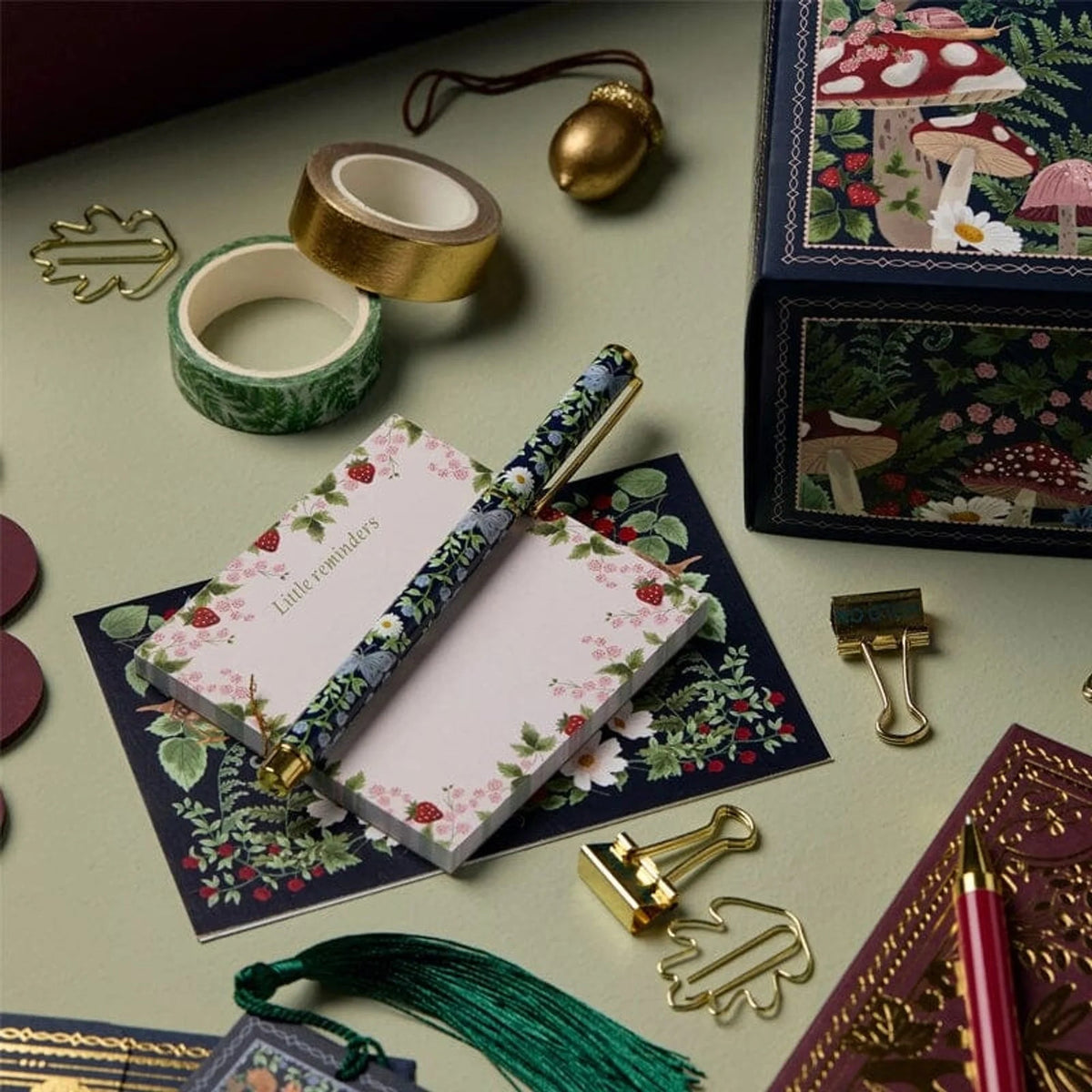 24-Day Stationery Advent Calendar featuring a charming woodland design in berry hues, crafted with eco-friendly packaging and includes reusable boxes for sustainable gifting. 4