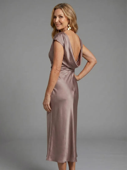 Elegant strapless formal dress featuring a ruched bodice and a floor-length silhouette, made from soft breathable fabric, perfect for special occasions and events. 3