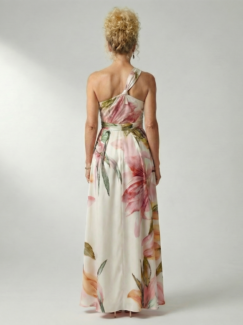 Floral maxi dress featuring a sleeveless halter neckline, perfect for summer weddings, showcasing a lightweight design and vibrant floral patterns. 3