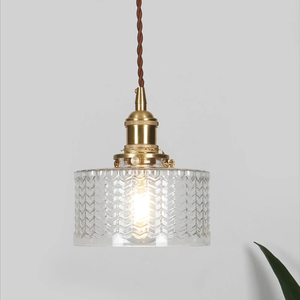 Vintage green glass pendant light with adjustable hanging feature, perfect for kitchen and dining areas, showcasing a stylish design that enhances home decor. 9