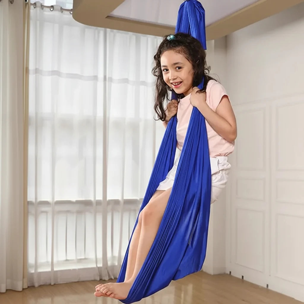 Kids hammock chair with cocoon design, perfect for indoor play and relaxation; cozy hanging swing seat ideal for bedrooms and playrooms. 4