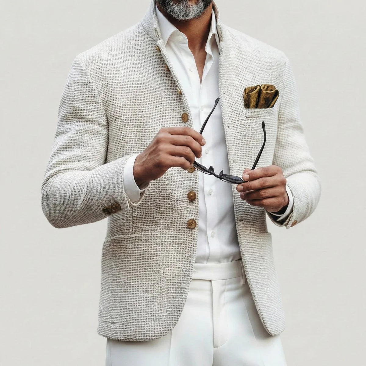 Men's tailored fit cardigan featuring a button placket, made from soft fabric for comfort, available in sizes S to 3XL, perfect for versatile 2