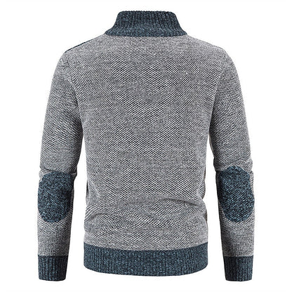 Men's cardigan with zipper closure, crafted from warm wool-like fabric, ideal for modern layering in cool weather. 1