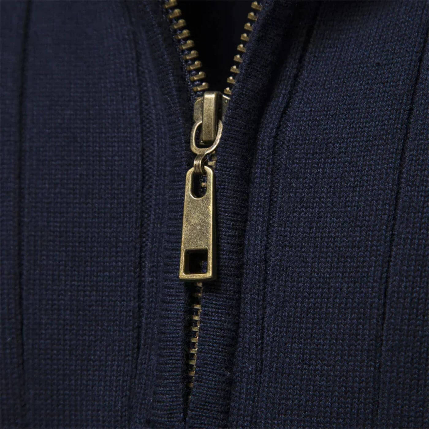 Men's lightweight half-zip sweater in a soft blue cotton-polyester blend, perfect for everyday wear. 2