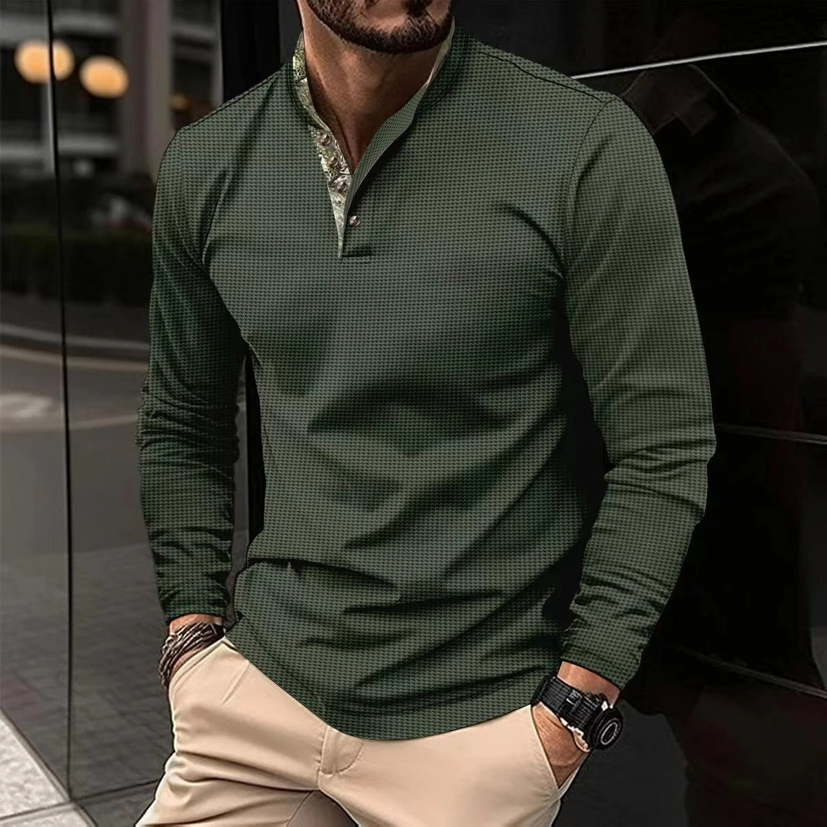 Men's polo shirt featuring a stylish colored collar, perfect for summer casual and business wear, combining comfort and versatility. 1