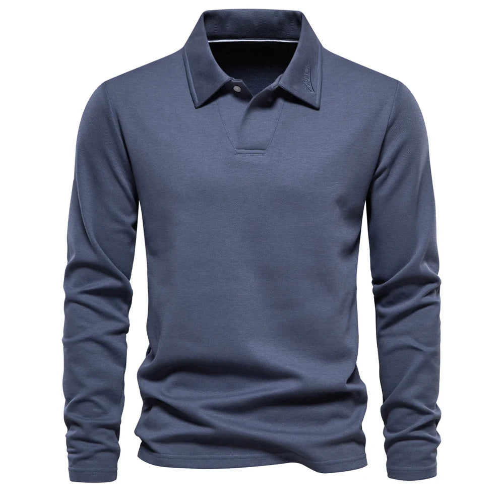 Men's sweater made from soft knit fabric, featuring a modern classic design in an elegant neutral color, ideal for versatile styling in any wardrobe. 1