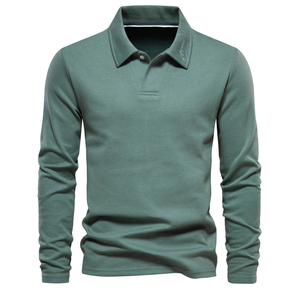 Men's sweater made from soft knit fabric, featuring a modern classic design in an elegant neutral color, ideal for versatile styling in any wardrobe. 6