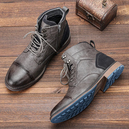 Men's winter boots featuring a warm interior and structured design, ideal for outdoor use, in an urban utility style with a 15cm shaft height. 4
