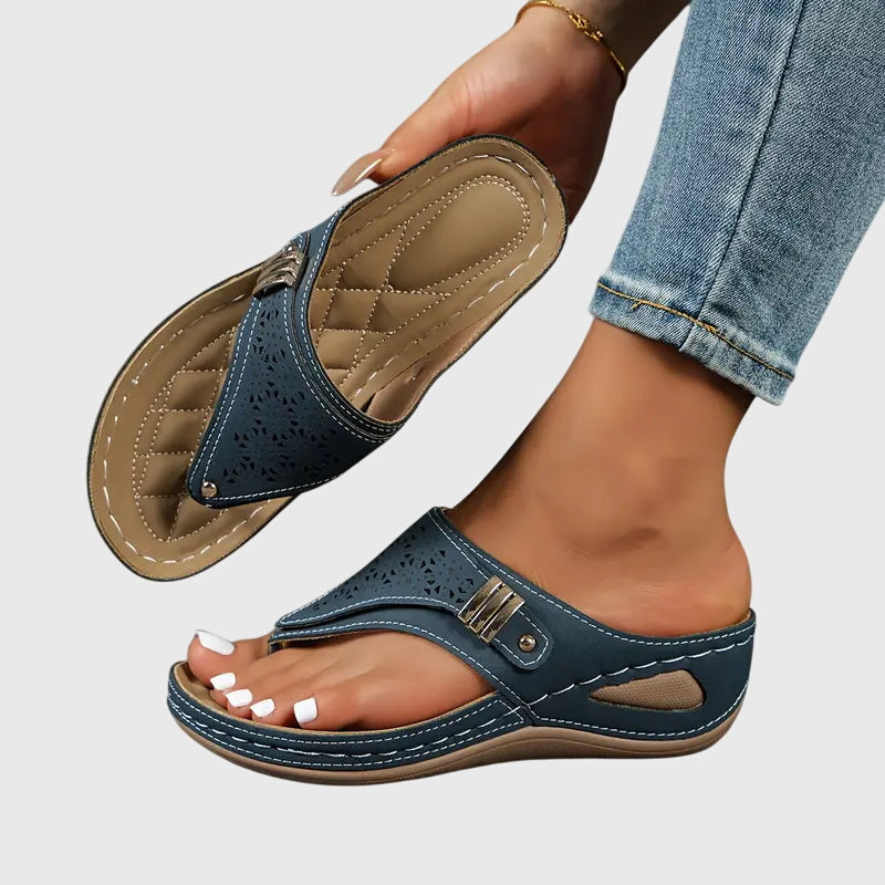 Orthopedic sandals for women featuring ergonomic support, a shock-absorbing sole, and a convenient slip-on design, ideal for all-day comfort and foot 2