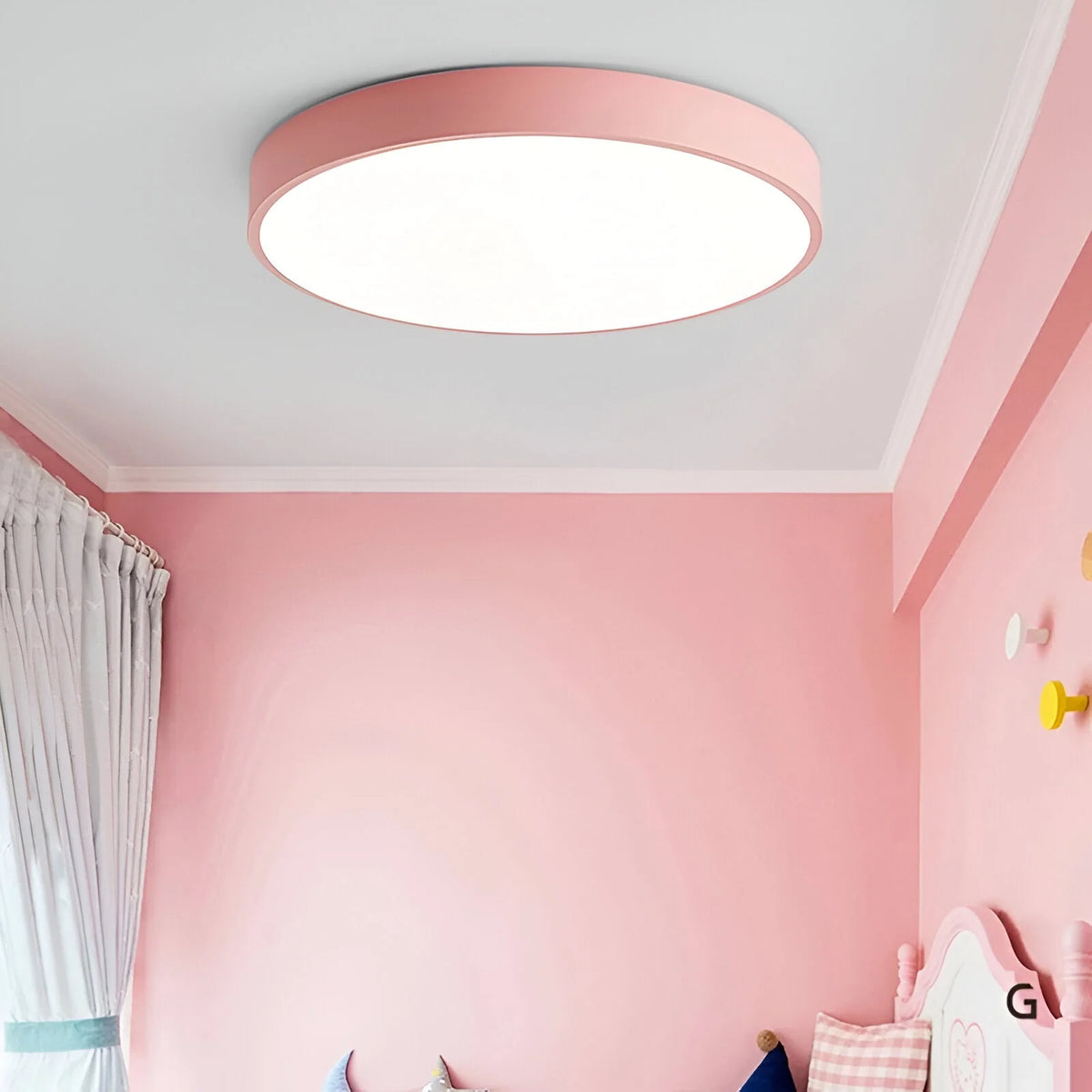 Round LED ceiling light featuring a sleek low-profile design and acrylic diffuser, ideal for modern home interiors as a stylish flush mount fixture. 8