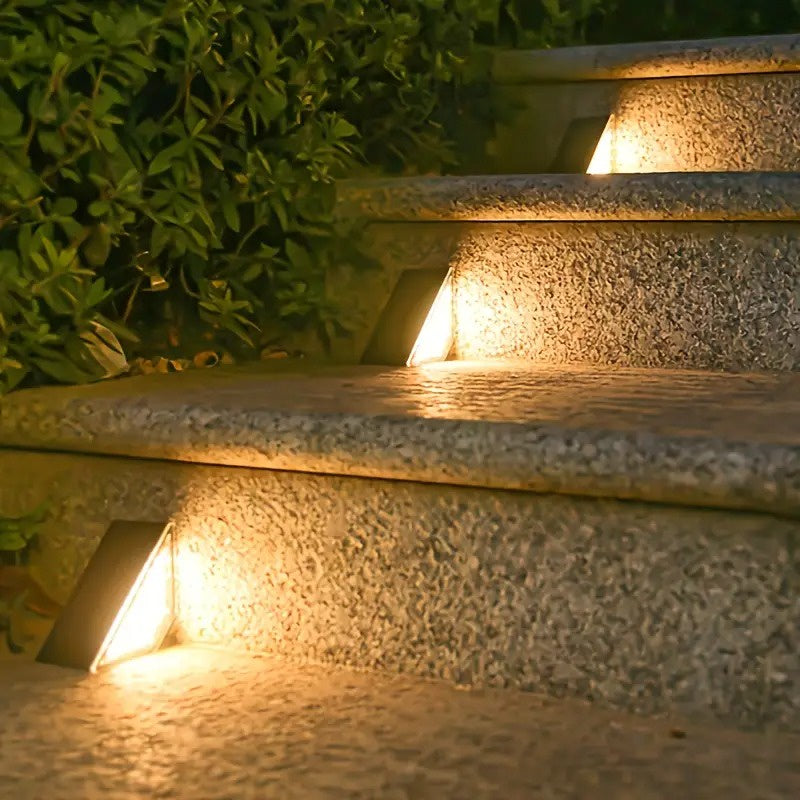 Solar-Powered Triangular Outdoor Light Set