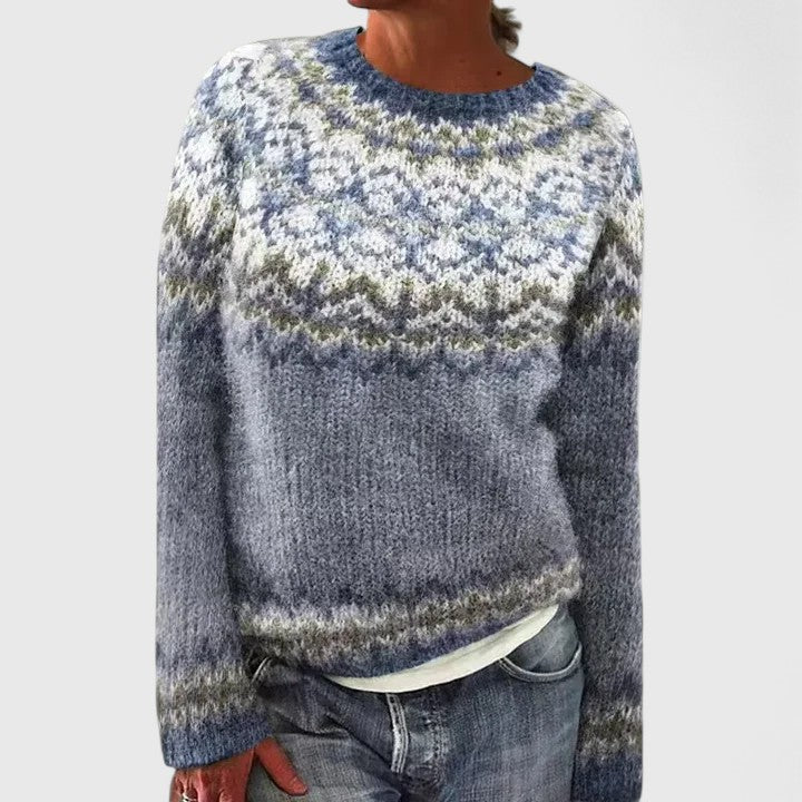 Women's dark gray cashmere sweater featuring a timeless chic design and a flattering fit, perfect for any occasion. 2