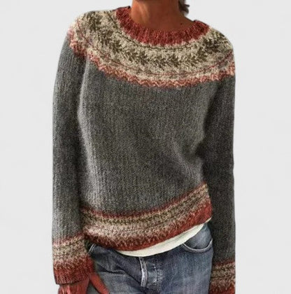 Women's dark gray cashmere sweater featuring a timeless chic design and a flattering fit, perfect for any occasion. 5