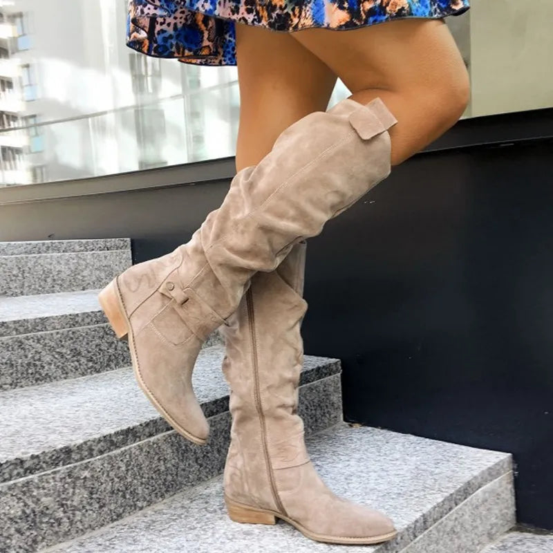 Women's leather boots featuring an elegant design, perfect for versatile everyday and formal wear, showcasing timeless style and sophistication. 0