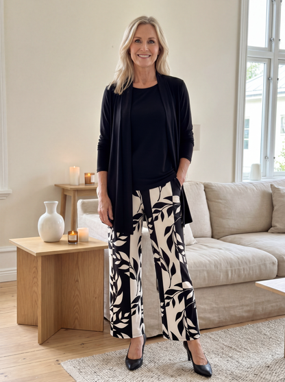 Women's loungewear set featuring a longline top and printed trousers, crafted from soft breathable fabric for ultimate casual comfort. 0