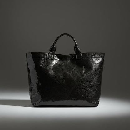 Women's structured tote bag made of durable synthetic leather, featuring spacious carry space and available in multiple colors, ideal for everyday use and stylish outings. 1