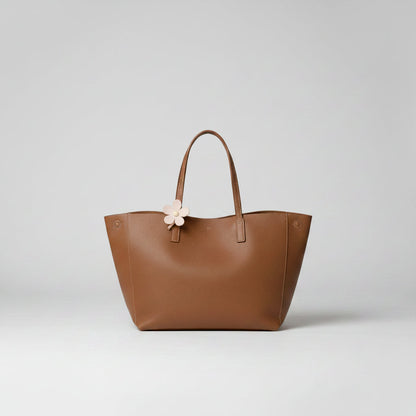 Women's vintage tote bag featuring a spacious interior, made from durable fabric, perfect for everyday carry as a large shoulder handbag. 4