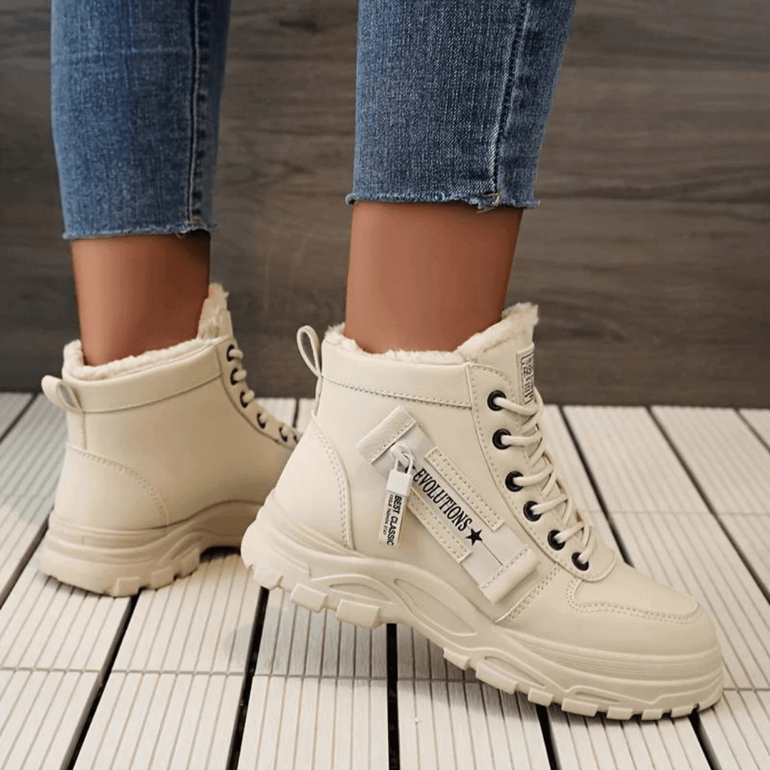 Women's waterproof insulated snow boots featuring an anti-slip sole, designed for modern winter adventures with a stylish look and superior warmth. 5
