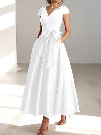 A-Line Mother of the Bride Dress with Pockets and Ruffles – Elegant Satin in Light Blue
