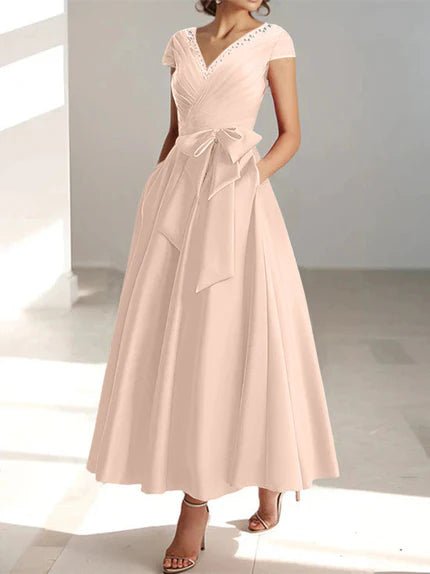 A-Line Mother of the Bride Dress with Pockets and Ruffles – Elegant Satin in Light Blue