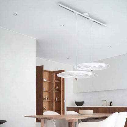 Adjustable ceiling rail for hanging lamp featuring a modern black and white design, 360° swivel capability, and a length of 99 cm. 4