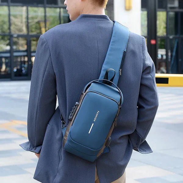 Anti-theft chest bag in black featuring RFID protection and ergonomic design, perfect for secure travel organization. 2