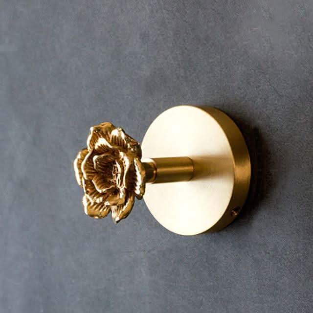 Brass animal wall hook rack with a gold finish, featuring decorative coat hooks perfect for enhancing home decor. 10