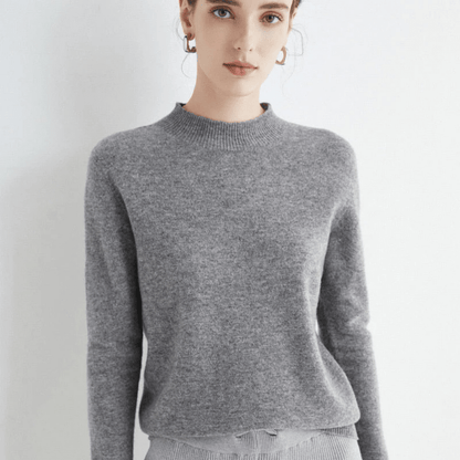 Cashmere silk sweater in a lightweight knit design, perfect for versatile layering in any wardrobe. 6