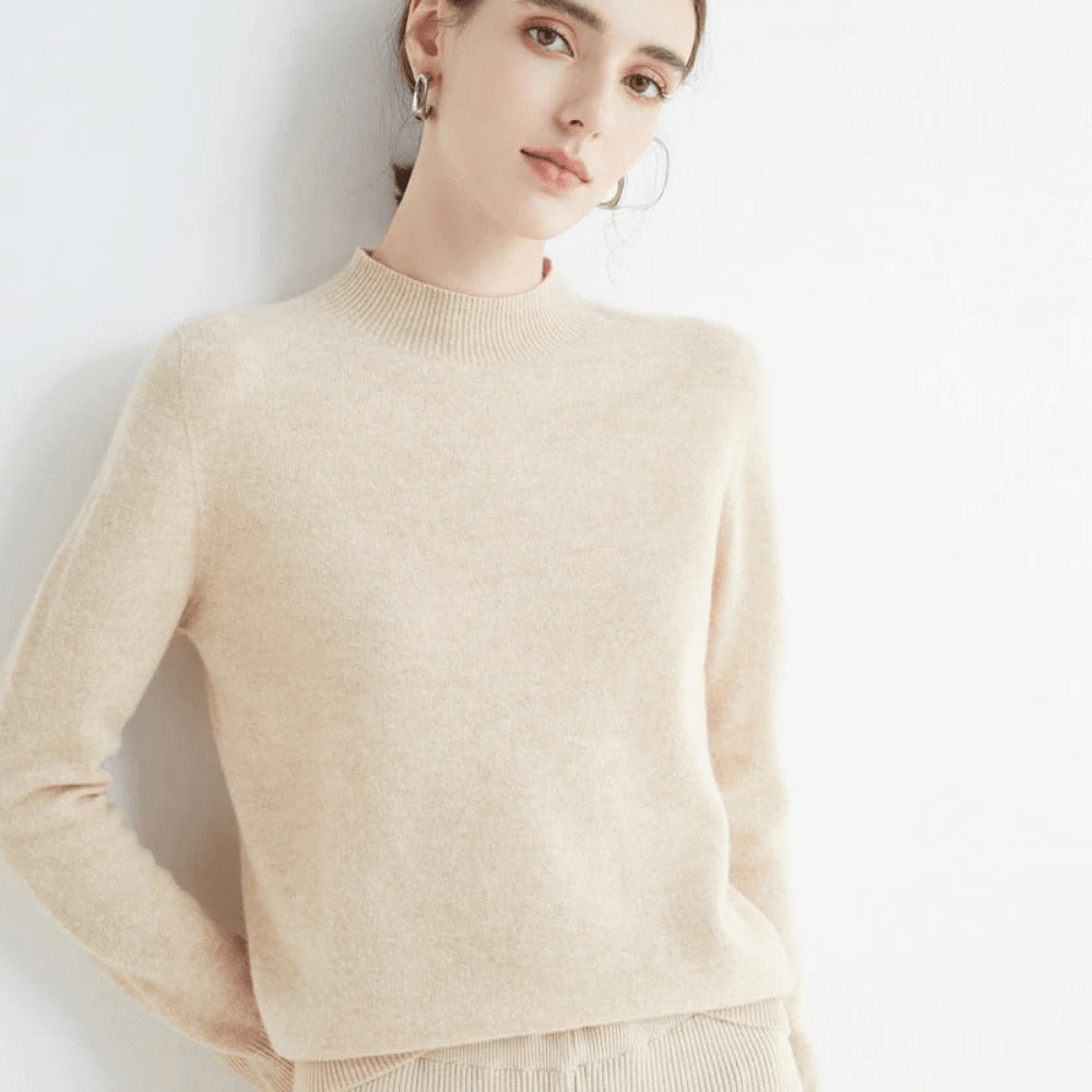 Cashmere silk sweater in a lightweight knit design, perfect for versatile layering in any wardrobe. 4