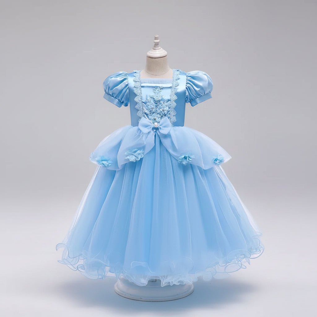 Children's Princess Costume Dress for Halloween and Cosplay featuring a magical design, available in multiple sizes for little girls. 1