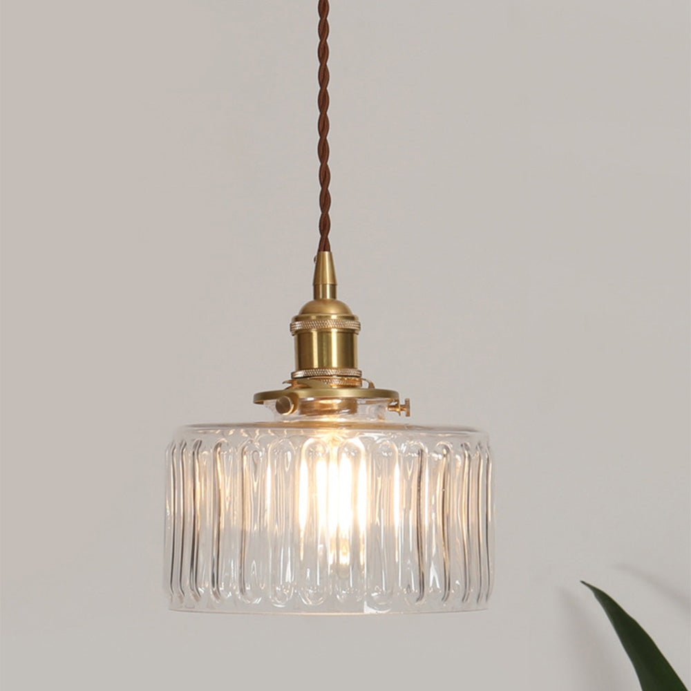 Elegant crystal chandelier featuring a vintage glass design, adjustable height for customizable lighting, perfect for enhancing dining rooms and living rooms. 0