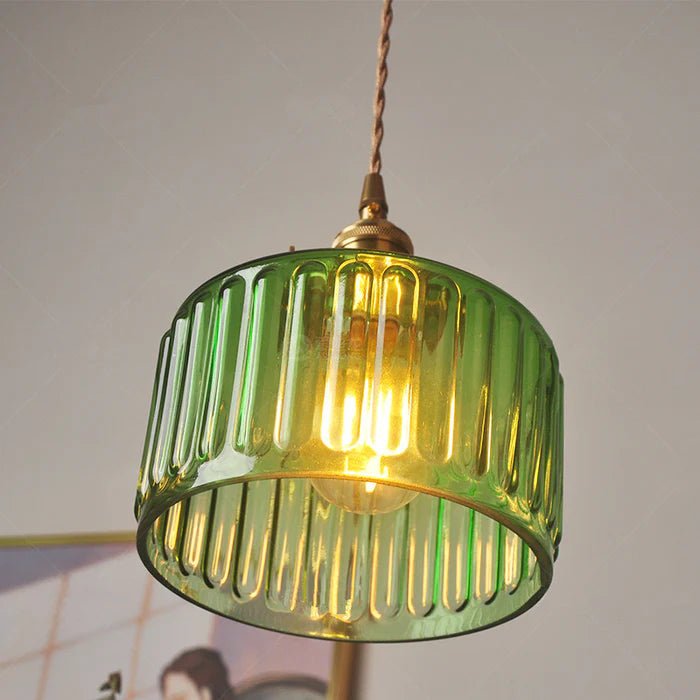 Elegant crystal chandelier featuring a vintage glass design, adjustable height for customizable lighting, perfect for enhancing dining rooms and living rooms. 1