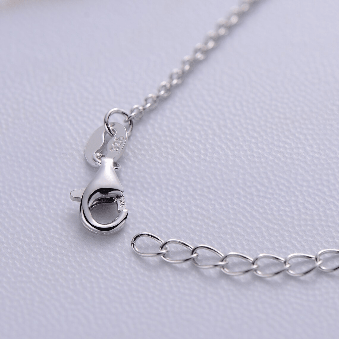 Charming Dachshund silver necklace with adjustable chain, perfect for dog lovers and pet enthusiasts. 7