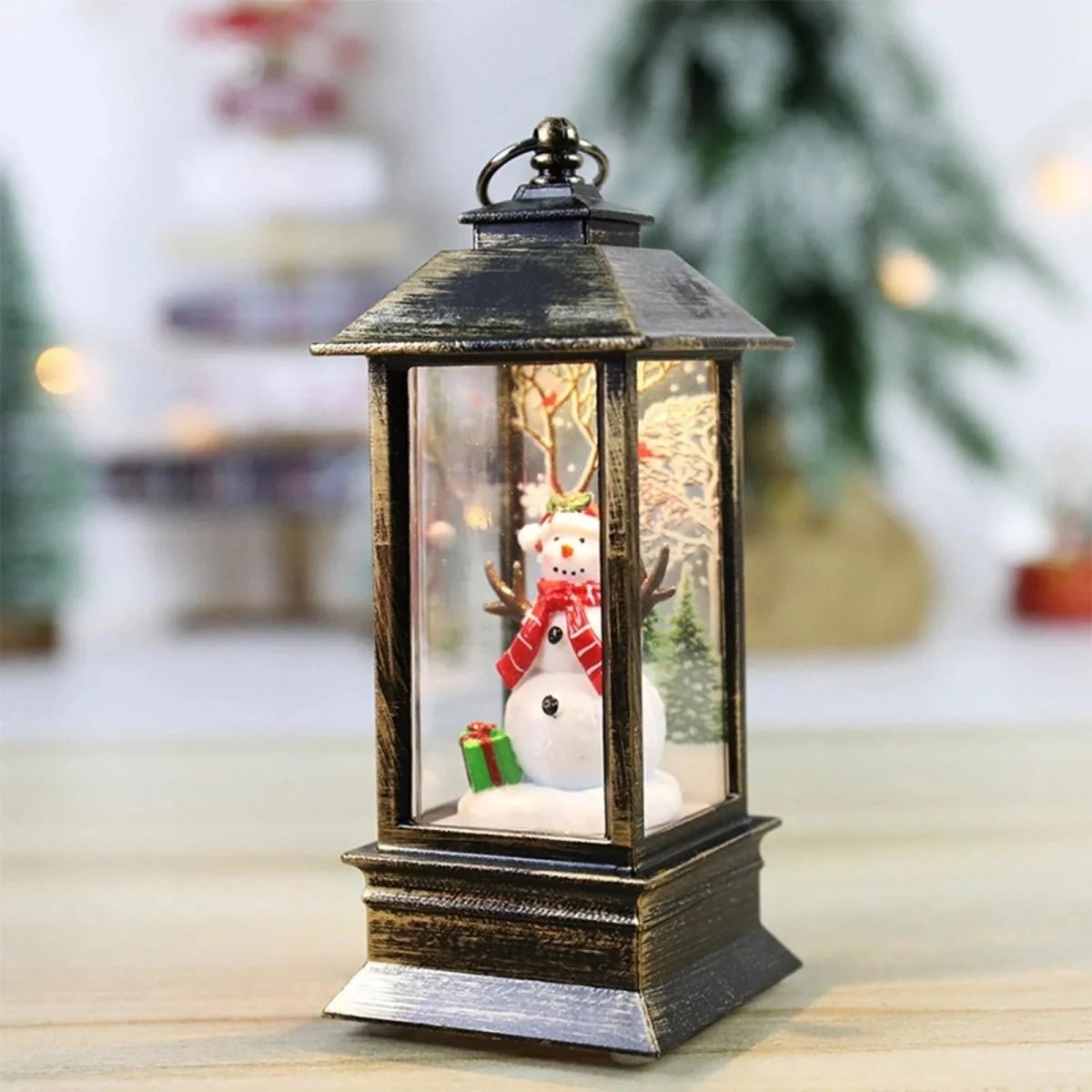 Decorative Christmas lantern featuring a timer function, warm light glow, and dual power options for festive holiday ambiance. 2