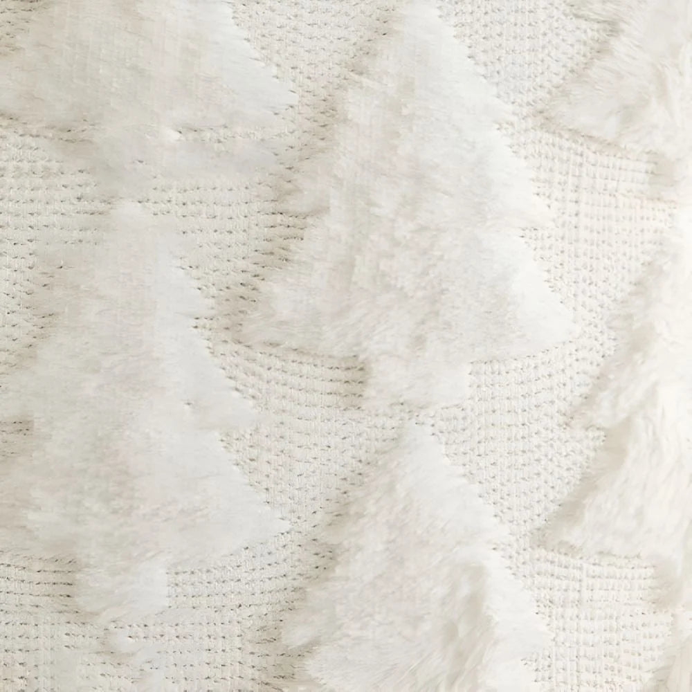 Decorative cushion cover featuring a textured Christmas tree pattern, plush material, and square shape measuring 45 x 45 cm, perfect for holiday decor. 7