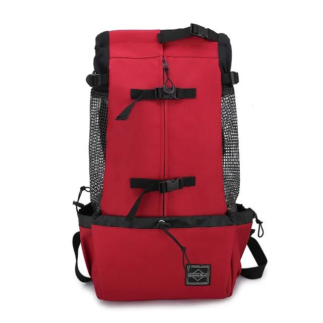 Dog travel bag made of breathable nylon with an ergonomic design, ideal for small to medium breeds, ensuring comfort for pets during travel. 5