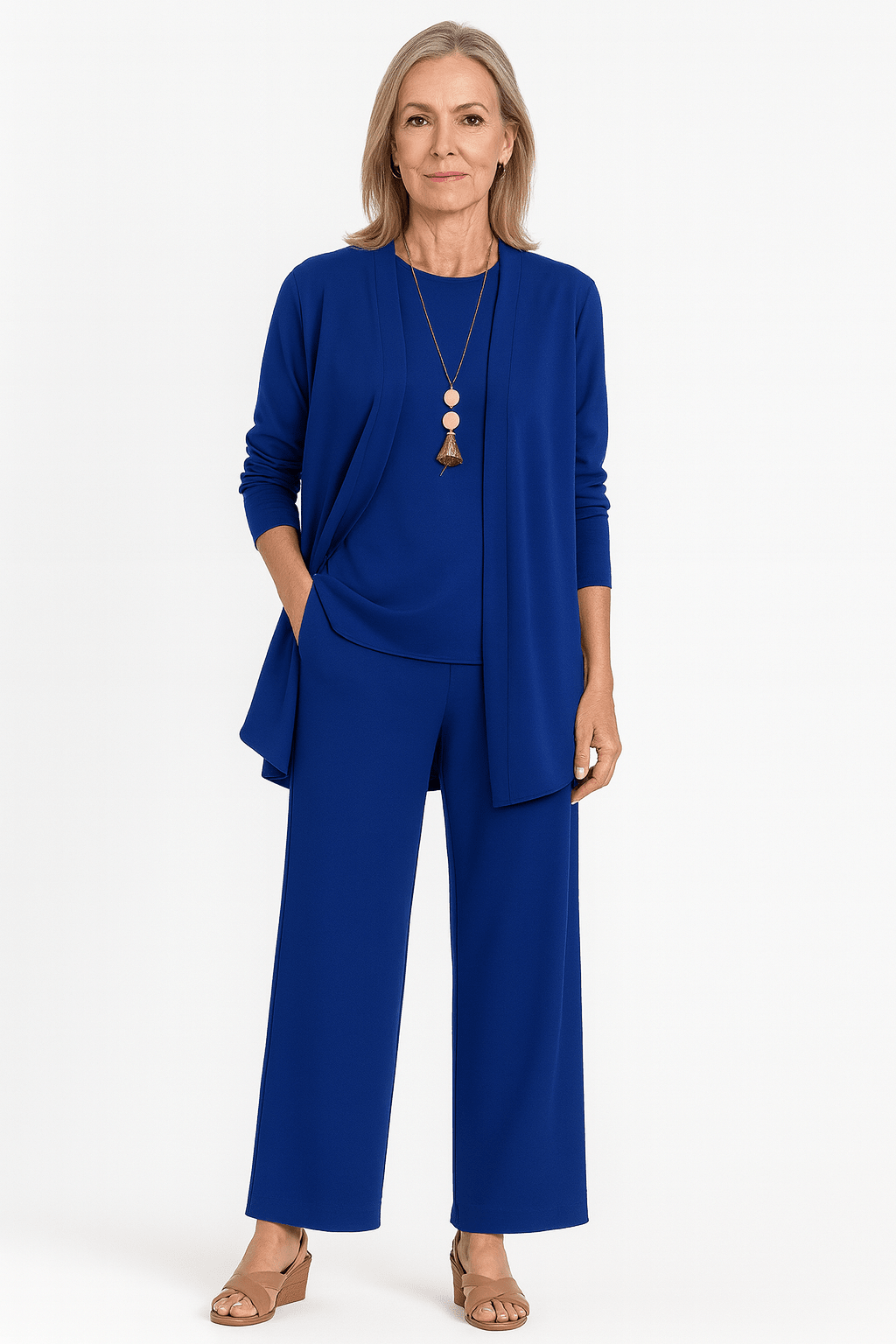 Elegant 3-piece women's clothing set featuring a lightweight and flattering design, ideal for mid-season wear, available in plus sizes. 6