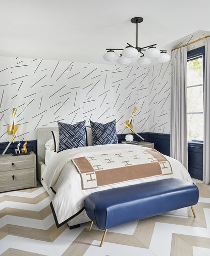 Elegant golden plaid throw blanket made from a luxurious wool and cashmere blend, perfect for cozy home decor, measuring 140 x 170 cm. 4