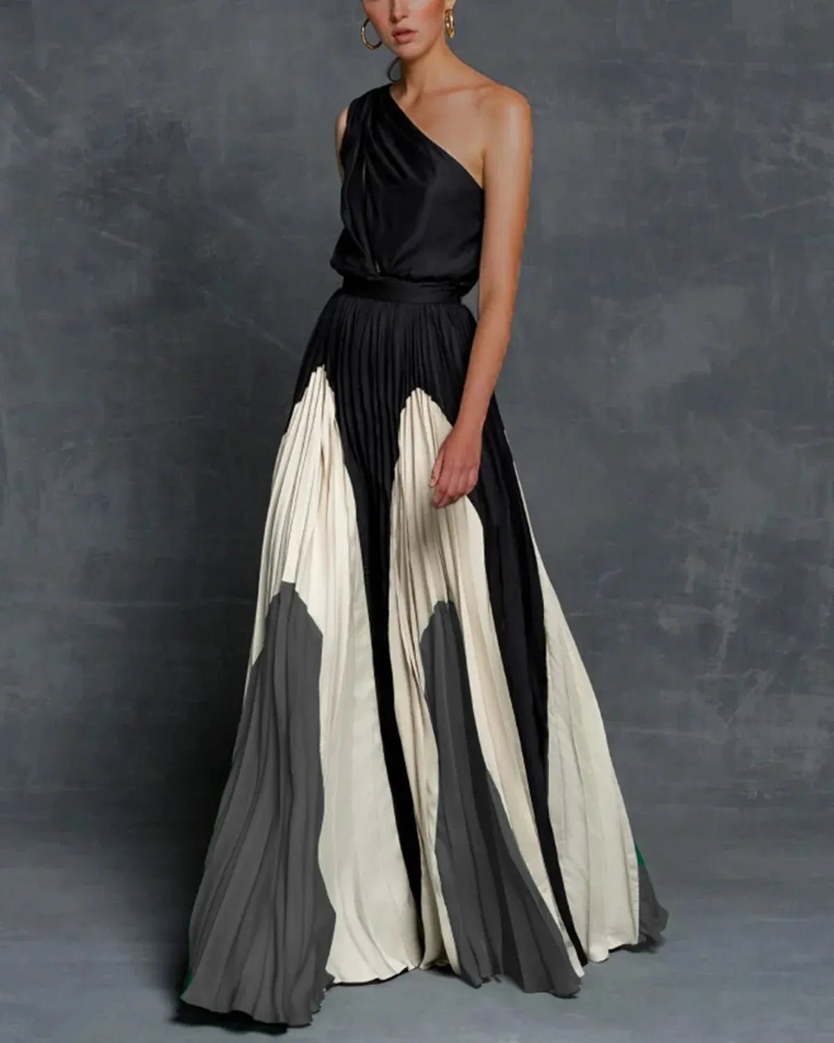 Elegant Maxi Dress with Unique Shoulder Design – Flowy Long Dress for Women, Comfortable Fit 2