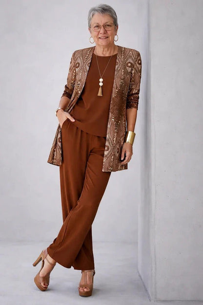 Elegant three-piece set featuring botanical print trousers, designed for plus size women, offering a lightweight and breathable casual outfit perfect for everyday wear. 1