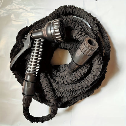 Expandable garden hose featuring high-pressure capability, made from durable latex with a flexible design, ideal for gardening and outdoor use. 4