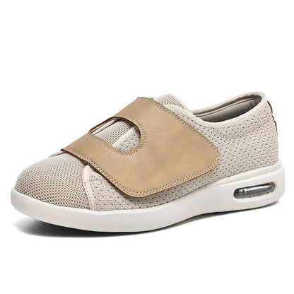 Extra wide diabetic walking shoes featuring adjustable Velcro straps and breathable mesh design, perfect for swollen feet and enhanced comfort. 3