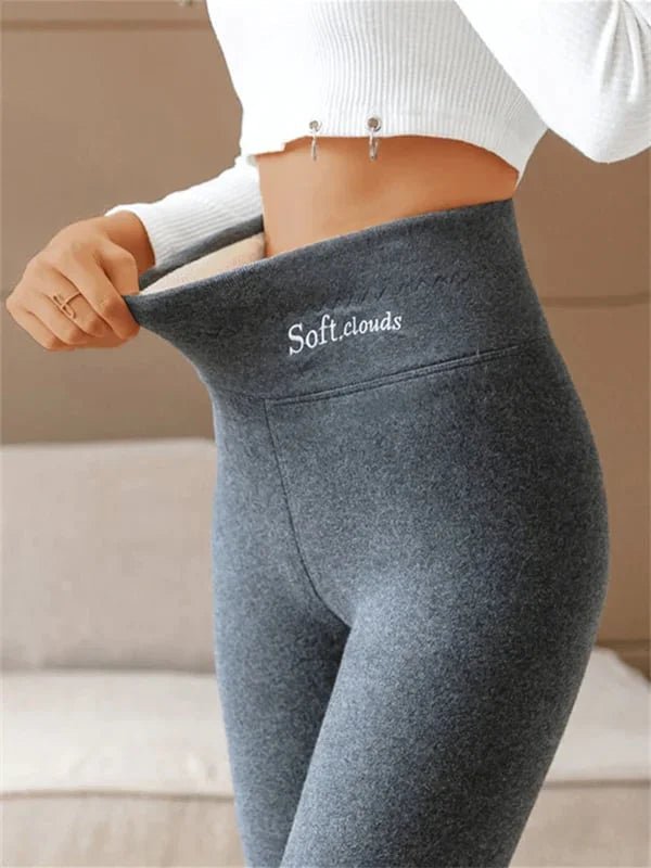 Fleece lined leggings for women featuring a slimming effect, made from ultra-soft warm stretch fabric, perfect for comfort and style in cold weather. 3