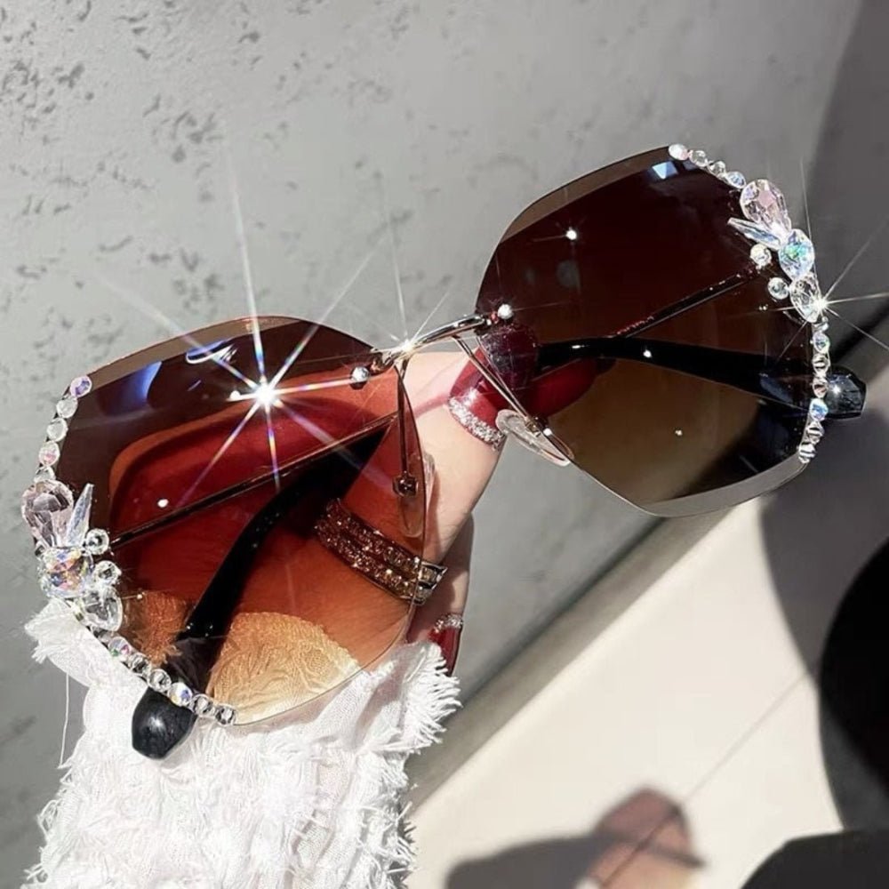 Frameless rhinestone sunglasses with UV protection, stylish women's fashion eyewear featuring a chic design and sparkling embellishments, perfect for sunny days. 8