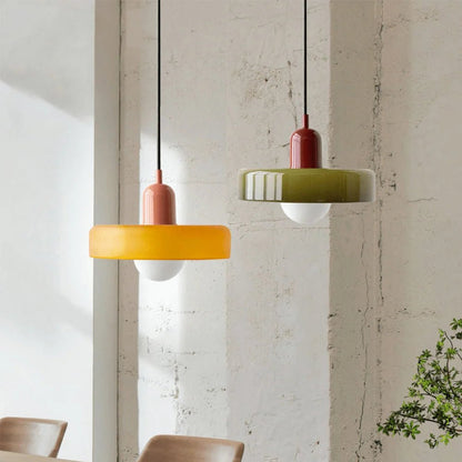 Glass pendant light with adjustable drop for kitchen island, featuring a modern retro design available in multiple colors, perfect for enhancing your culinary space. 5