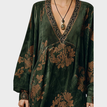 Green maxi dress with V-neckline and retro print, featuring a loose fit and faux suede fabric, perfect for women's casual and stylish summer outfits. 4