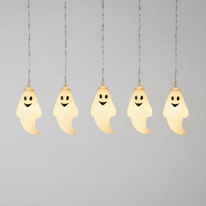 Battery powered Halloween string lights featuring a ghost design, available in warm white or white, measuring 150cm in length. 3